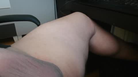 Bonobooy online show from January 1, 2025, 3:35 pm