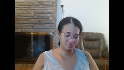 Queen Bon Vivantt online show from September 19, 2025, 12:50 pm