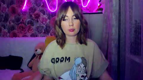 Mira online show from March 1, 2025, 7:04 pm