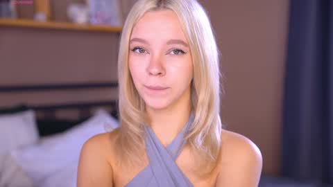 Alina online show from September 19, 2025, 8:27 am