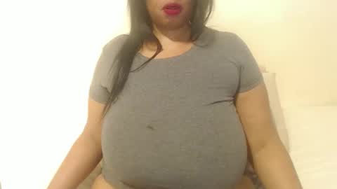 boobyqueen online show from October 28, 2025, 5:11 am