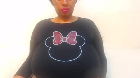 Snapshot of boobyqueen24 chatting on April 24, 2026, 8:50 am boobyqueen online show from April 24, 2026, 8:50 am