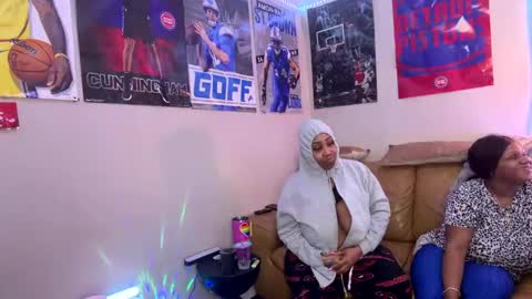 Snapshot of booka313 chatting on March 31, 2026, 9:32 am booka313 online show from March 31, 2026, 9:32 am