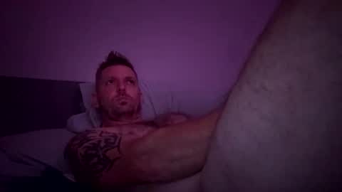 boomfxx1985 online show from November 7, 2025, 9:59 pm