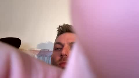 boomfxx1985 online show from January 9, 2026, 9:49 pm