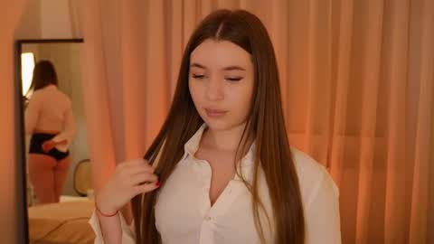 boootyfrytti online show from October 27, 2025, 9:19 pm