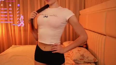 boootyfrytti online show from July 14, 2026, 7:19 pm