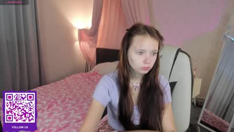Milena online show from September 17, 2025, 2:13 am