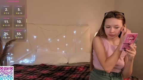 Milena online show from October 16, 2025, 3:40 am