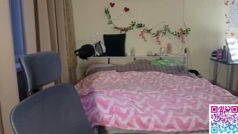 Milena online show from February 20, 2026, 2:52 am