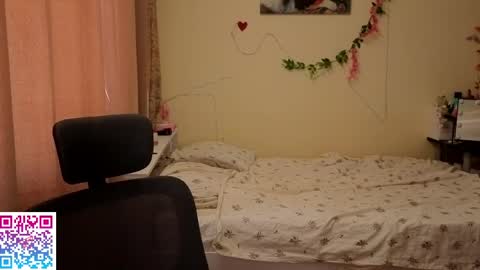 Milena online show from May 18, 2026, 3:02 am