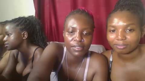 bootie_caramel online show from February 19, 2025, 12:35 am