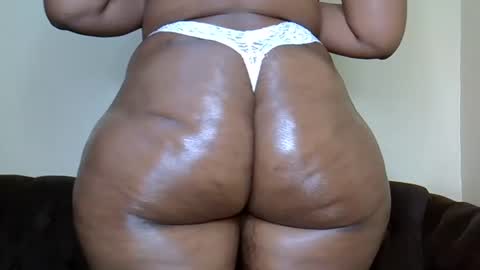 bootieshakess online show from January 10, 2025, 11:29 pm