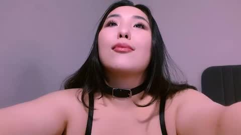 Snapshot of bootylecious_ chatting on January 20, 2025, 6:31 am Mona online show from January 20, 2025, 6:31 am