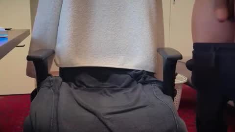 bootyonmyface online show from November 21, 2025, 10:52 pm