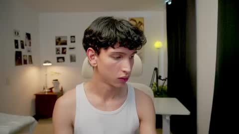 Bream online show from April 1, 2026, 2:36 pm