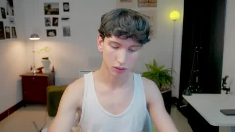 Bream online show from April 3, 2026, 3:32 pm