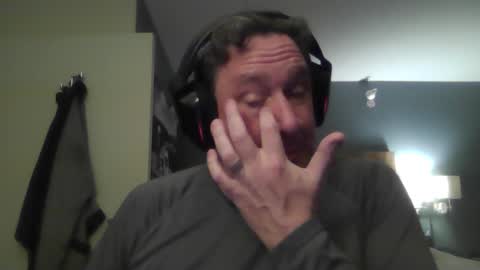 BoredOld235 online show from December 5, 2025, 12:52 am