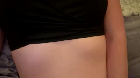 boredsoccermom8 online show from November 30, 2025, 11:47 am