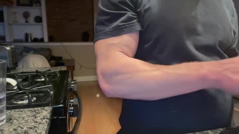 boredstud993102 online show from March 5, 2026, 5:03 am