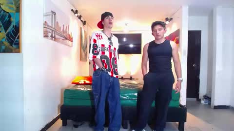 THOMAS AND DAMIAND online show from January 6, 2026, 7:17 pm