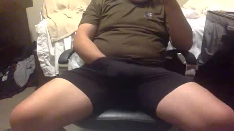 Snapshot of bosma994 chatting on October 21, 2025, 12:44 am bosma994 online show from October 21, 2025, 12:44 am