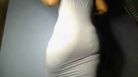 Snapshot of botty_queen chatting on April 29, 2026, 6:58 pm botty_queen online show from April 29, 2026, 6:58 pm