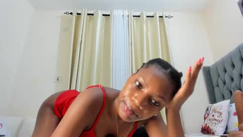 bouncy_booty677 online show from April 23, 2026, 7:20 am