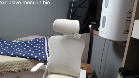 boxman556990 online show from October 28, 2025, 2:04 am