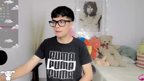 Aaron online show from February 1, 2025, 7:02 pm