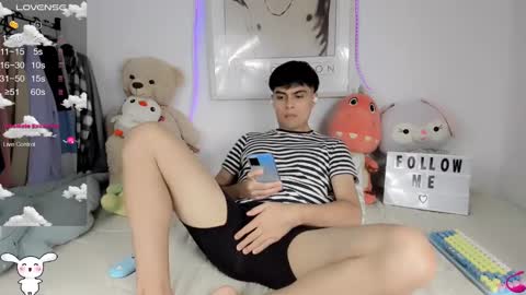 Aaron online show from February 16, 2025, 6:21 pm