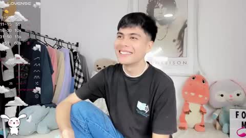 Aaron online show from February 20, 2025, 6:35 pm