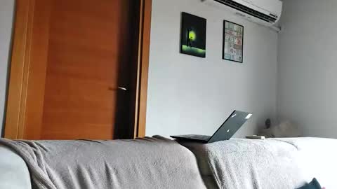 Dan online show from October 22, 2025, 10:26 am