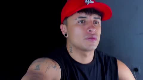 boy_nauthy online show from September 12, 2025, 9:09 am