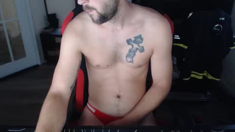 boy_t0y89 online show from October 29, 2025, 7:43 am