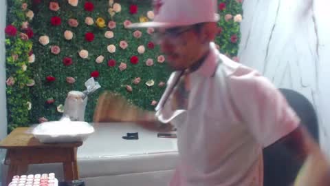 boy_tatto77 online show from April 4, 2026, 4:48 pm