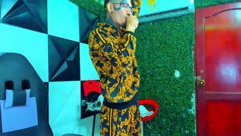 boy_tatto77 online show from April 19, 2026, 5:34 pm