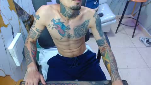 boy_tatto77 online show from May 8, 2026, 11:48 am