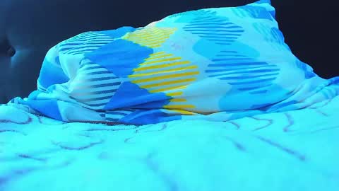 Edward ftm trans queerslave online show from April 15, 2026, 7:59 am