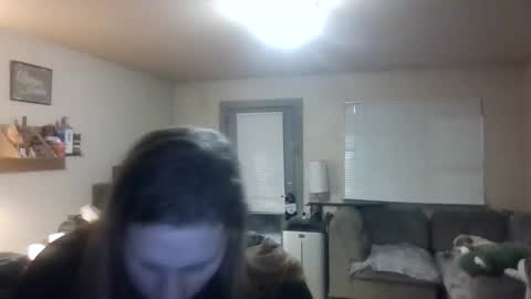 clay online show from November 17, 2025, 8:09 am