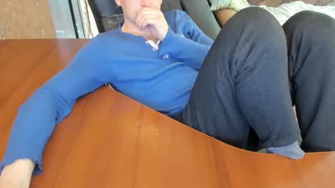 BoyApollon online show from February 6, 2026, 10:07 am