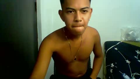 boyax16 online show from December 12, 2024, 7:52 am