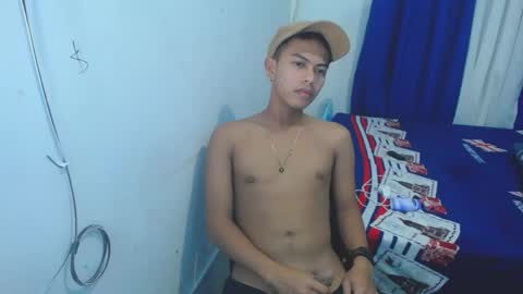 boyax16 online show from December 28, 2024, 12:56 pm