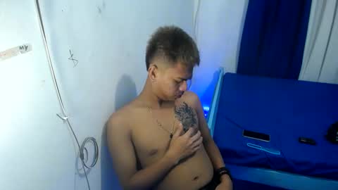 boyax16 online show from January 8, 2025, 9:53 am