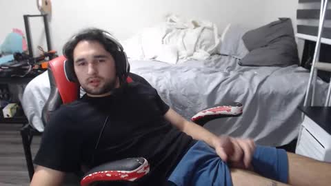 Snapshot of boybigcocks chatting on November 15, 2025, 1:14 am For business or to fuck me contact me boybigcocks Follow my OF online show from November 15, 2025, 1:14 am