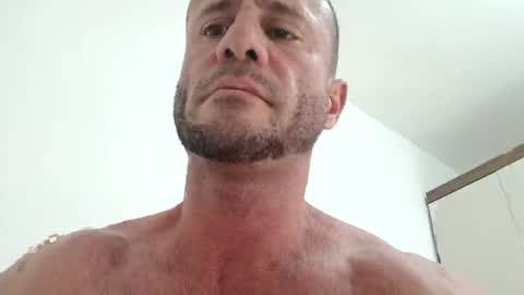 boybrazil1985 online show from July 17, 2026, 6:13 pm