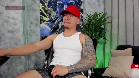 Snapshot of boyc02_ chatting on February 7, 2026, 2:43 pm boyc02_ online show from February 7, 2026, 2:43 pm