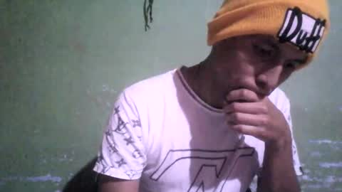 Snapshot of boycumlatino21 chatting on January 8, 2025, 1:00 am Boy online show from January 8, 2025, 1:00 am