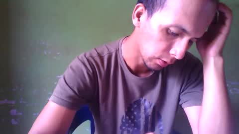 Snapshot of boycumlatino21 chatting on February 2, 2025, 4:11 pm Boy online show from February 2, 2025, 4:11 pm