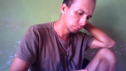 Snapshot of boycumlatino21 chatting on February 2, 2025, 7:14 pm Boy online show from February 2, 2025, 7:14 pm